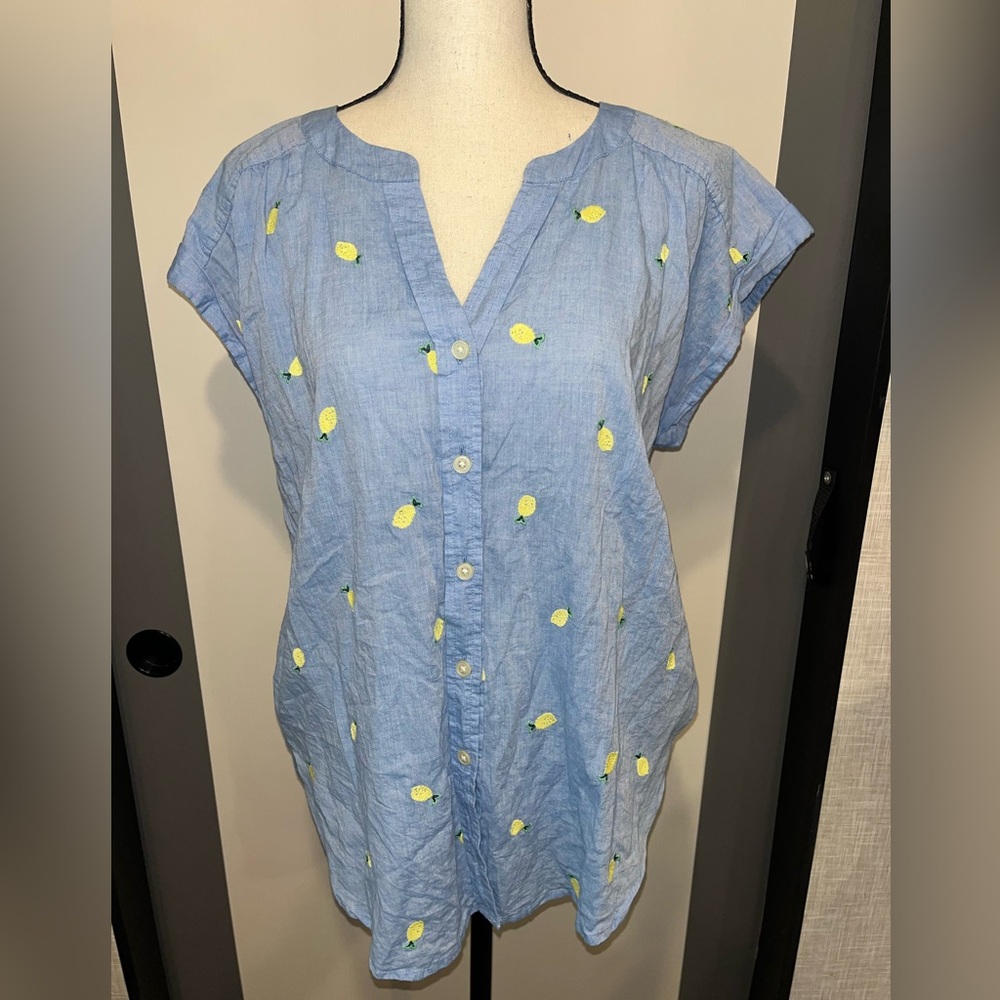 Loft Lemon Dolman Button-Up Shirt
